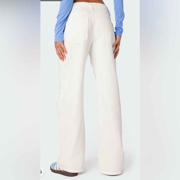 Edikted Roman Low Rise Slouchy Jeans - Picture 2 of 6